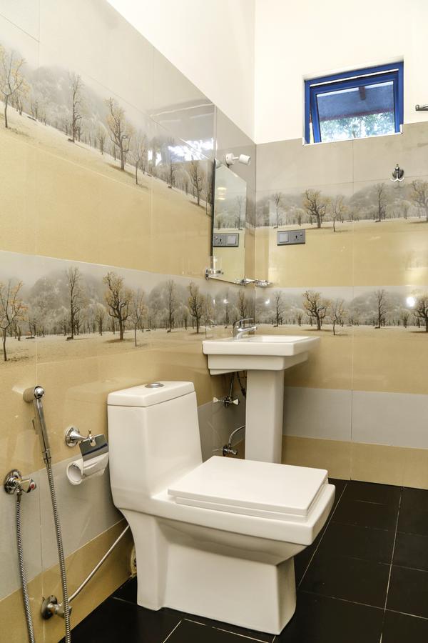 Ranmal Airport Transit Hotel Катунаяка Экстерьер фото